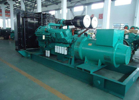 泗水800kw康明斯柴油发电机组图片 泗水800kw康明斯柴油发电机组图片